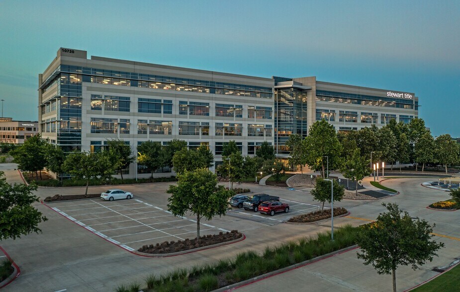 10720 W Sam Houston Pky N, Houston, TX à louer - Photo de l’immeuble – Image 2 sur 26