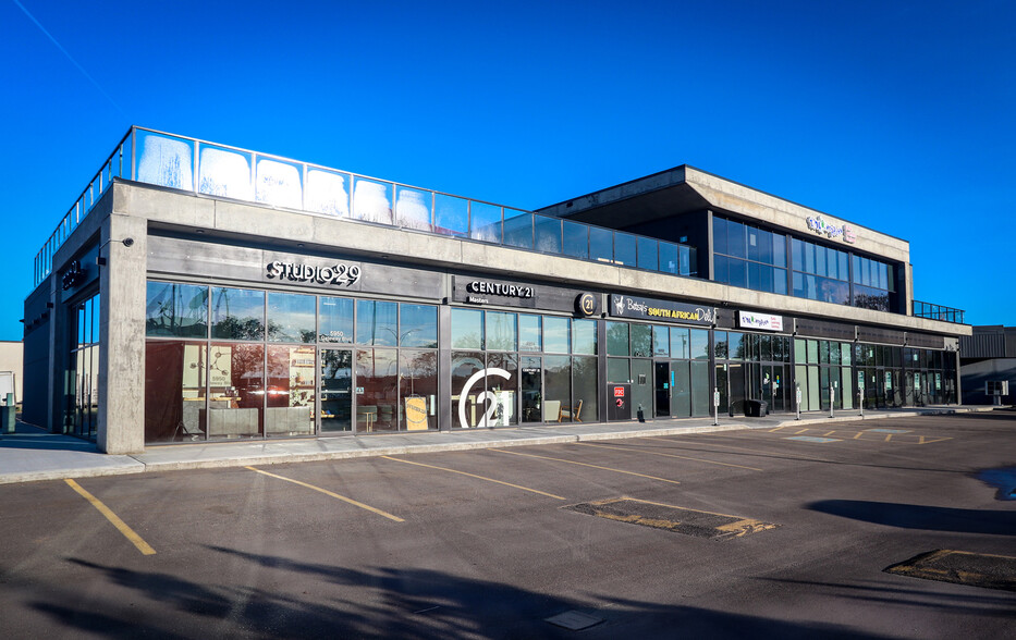 6000 Gateway Blvd NW, Edmonton, AB à louer - Photo de l’immeuble – Image 2 sur 2