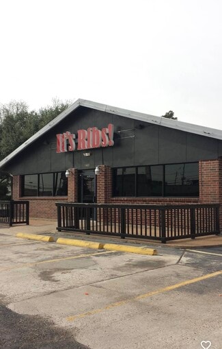 Plus de détails pour 11035 Jones Rd, Houston, TX - Local commercial à vendre