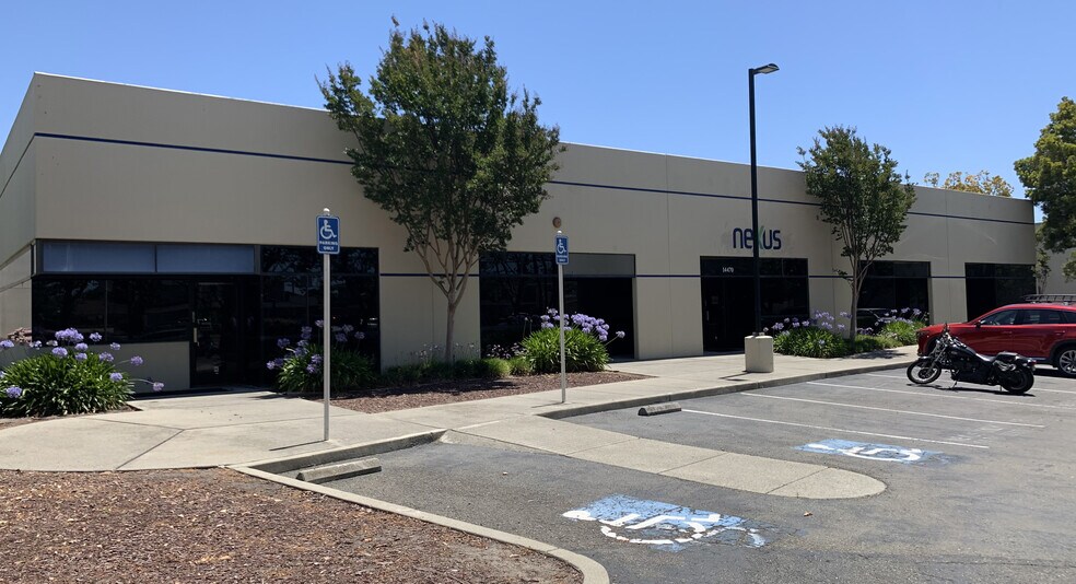 14460 Doolittle Dr, San Leandro, CA à louer - Photo de l’immeuble – Image 2 sur 4