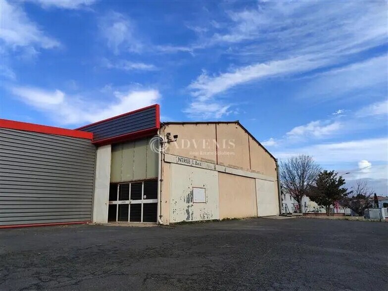 Industriel/Logistique dans Pézenas à louer - Photo de l’immeuble – Image 1 sur 3