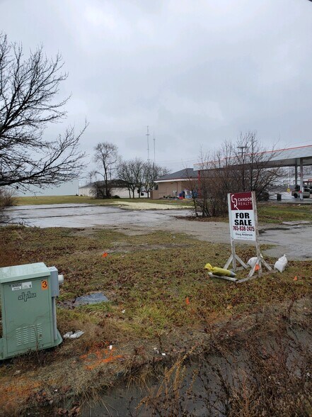 3039 Teal rd, Lafayette, IN à vendre - Photo principale – Image 1 sur 5