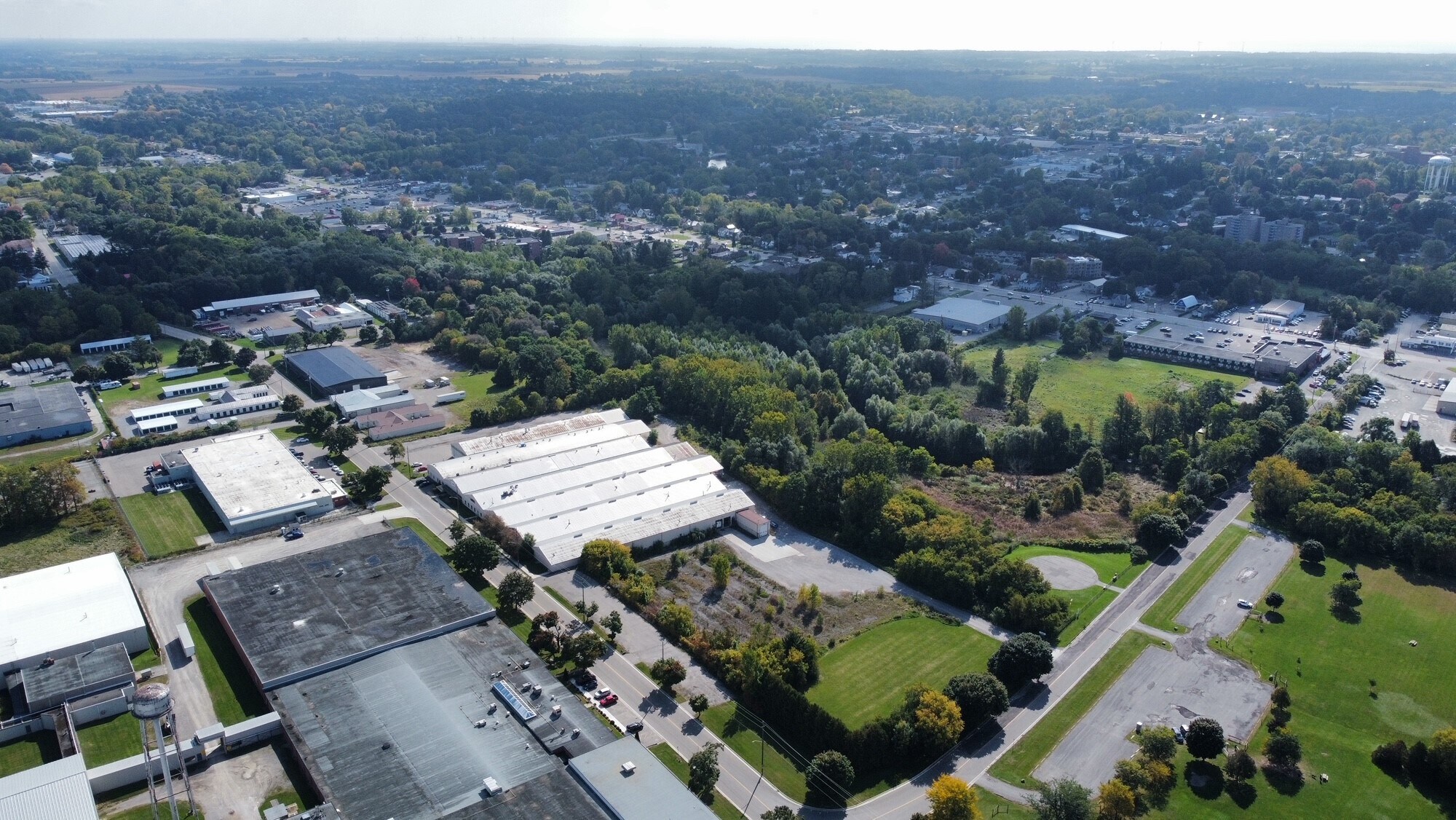 390 Second Av W, Simcoe, ON à vendre Aérien– Image 1 sur 15