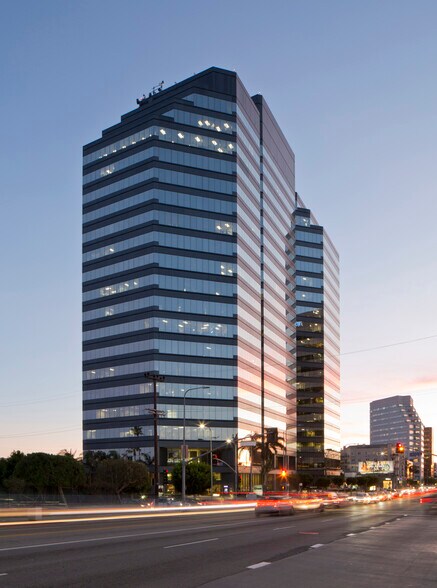 12100 wilshire Blvd, Los Angeles, CA à louer - Photo de l’immeuble – Image 3 sur 13