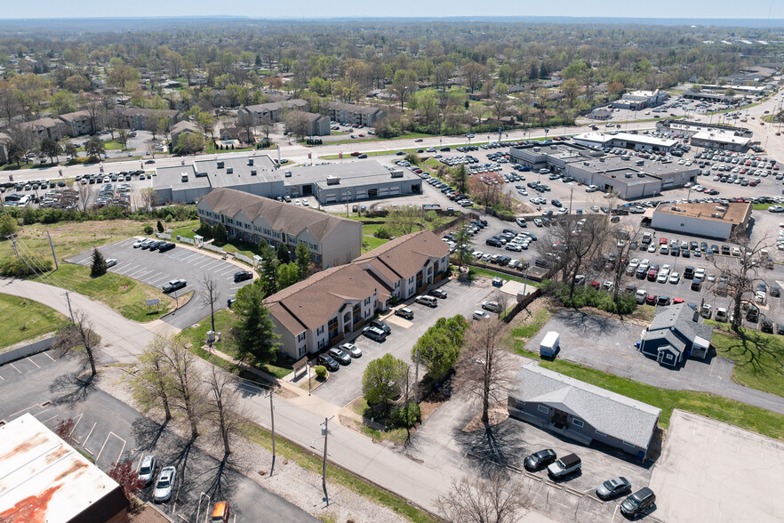 9970 Arthur Ln, Saint Louis, MO à vendre - Photo de l’immeuble – Image 3 sur 30