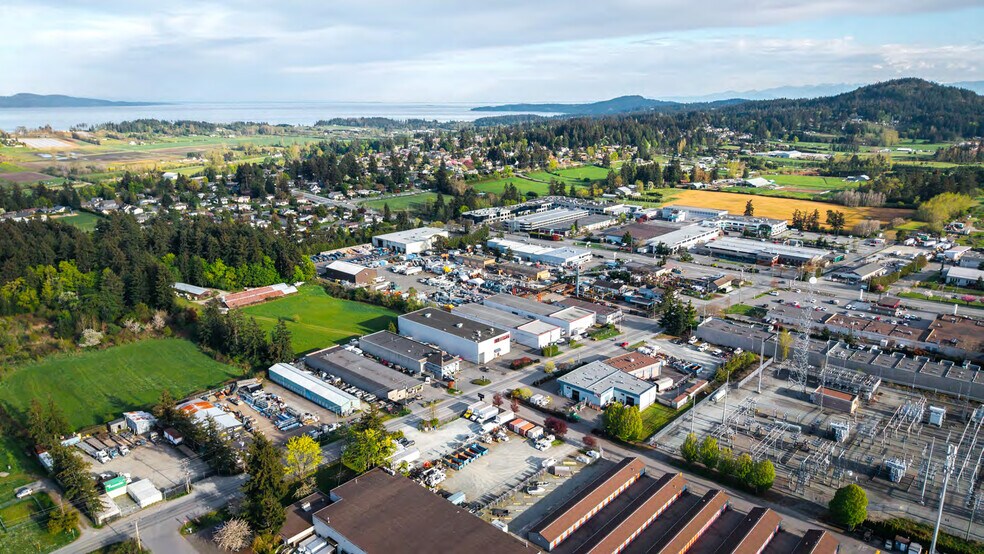 Keating Industrial Park portefeuille de 2 biens à vendre sur LoopNet.fr - Aérien – Image 2 sur 6