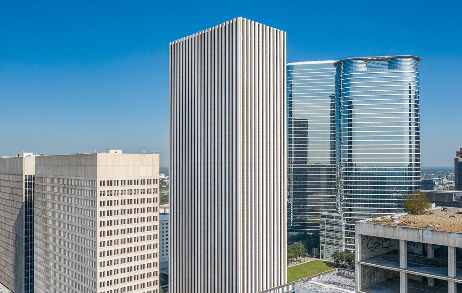 601 Jefferson St, Houston, TX à vendre - Photo de l’immeuble – Image 2 sur 3