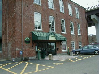 500 N Commercial St, Manchester, NH à louer - Photo de l’immeuble – Image 3 sur 14
