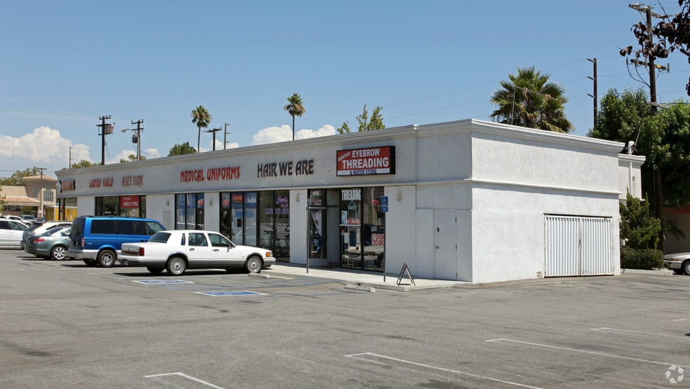 5715-5721 Lakewood Blvd, Lakewood, CA à louer - Photo principale – Image 2 sur 2
