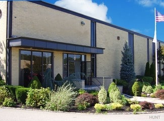 Plus de détails pour 10 Daniel St, Farmingdale, NY - Industriel/Logistique à vendre