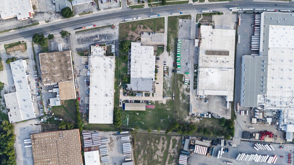 3363 E Commerce St, San Antonio, TX à vendre - Photo de l’immeuble – Image 2 sur 8