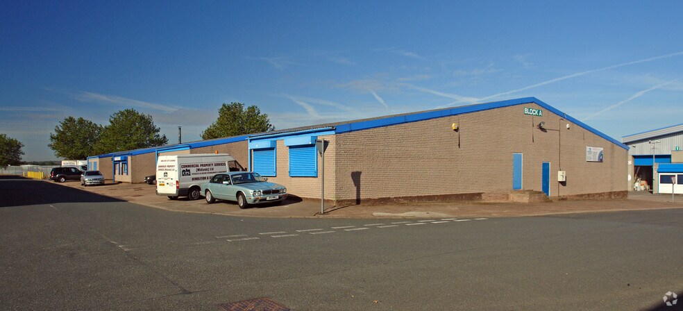 Bilston Rd, Wednesbury à louer - Photo de l’immeuble – Image 2 sur 4