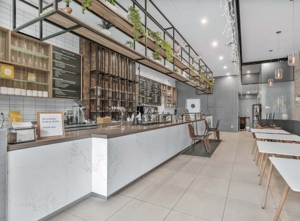 570 Bay St, Toronto, ON à louer Photo intérieure– Image 1 sur 5