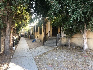 Plus de détails pour 902 W 84th St, Los Angeles, CA - Logement à vendre
