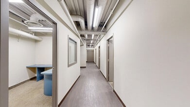 25 Tangiers Rd, Toronto, ON à louer Numérisation 3D Matterport– Image 1 sur 28