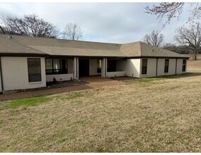 1428 Rock Springs Rd, Columbia, TN à louer Photo de l’immeuble– Image 1 sur 18