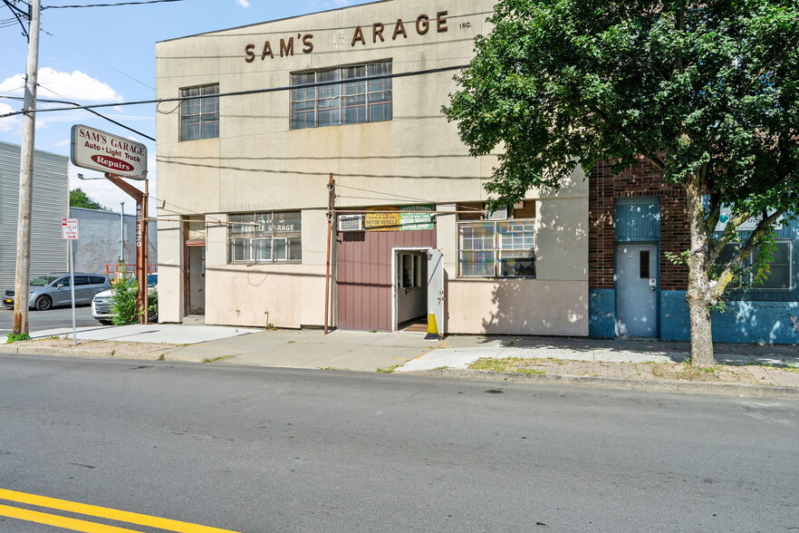 493 S Pearl St, Albany, NY à vendre - Photo de l’immeuble – Image 3 sur 32