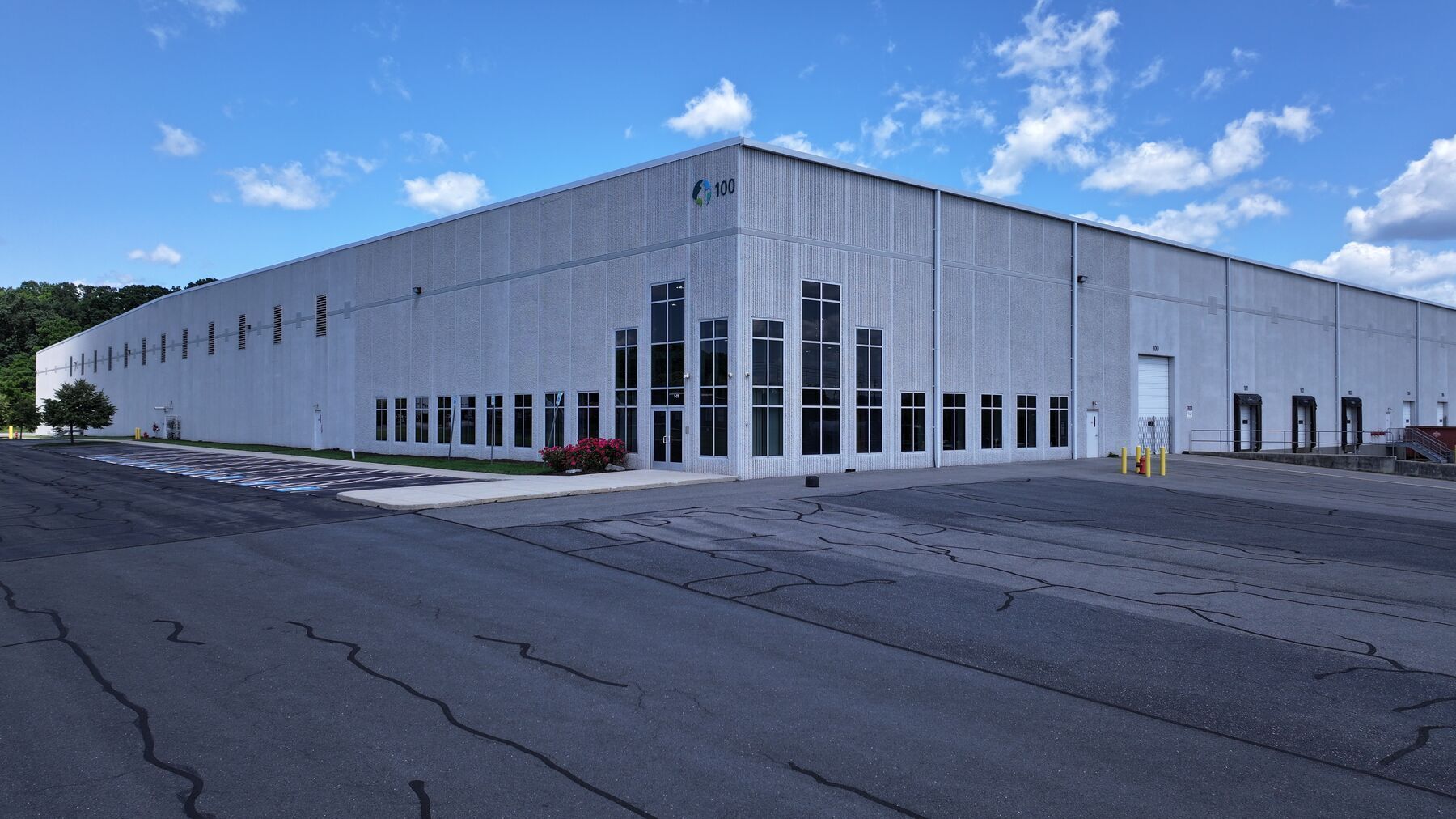 100 Louis Pky, Carlisle, PA à louer Photo principale– Image 1 sur 4