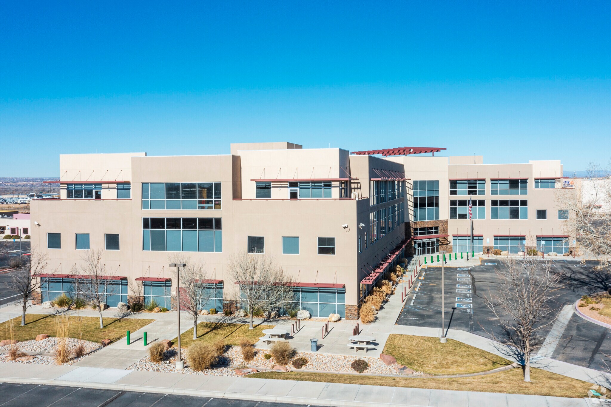 3900 Masthead St NE, Albuquerque, NM à louer Photo principale– Image 1 sur 5