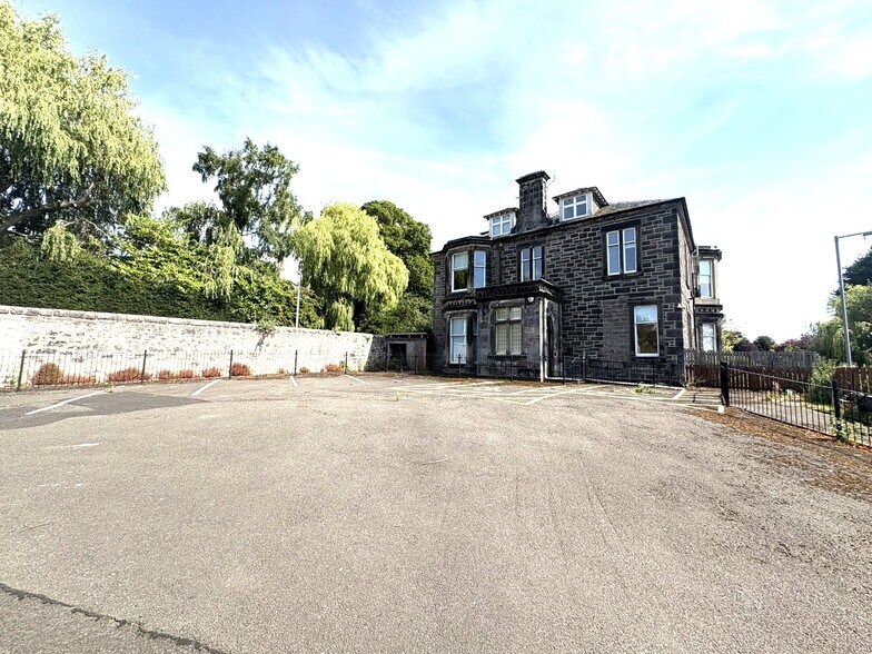 Comely Park, Dunfermline à louer - Photo de l’immeuble – Image 3 sur 19