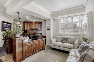 9892 Rosemont Ave, Lone Tree, CO à louer Photo intérieure– Image 2 sur 25