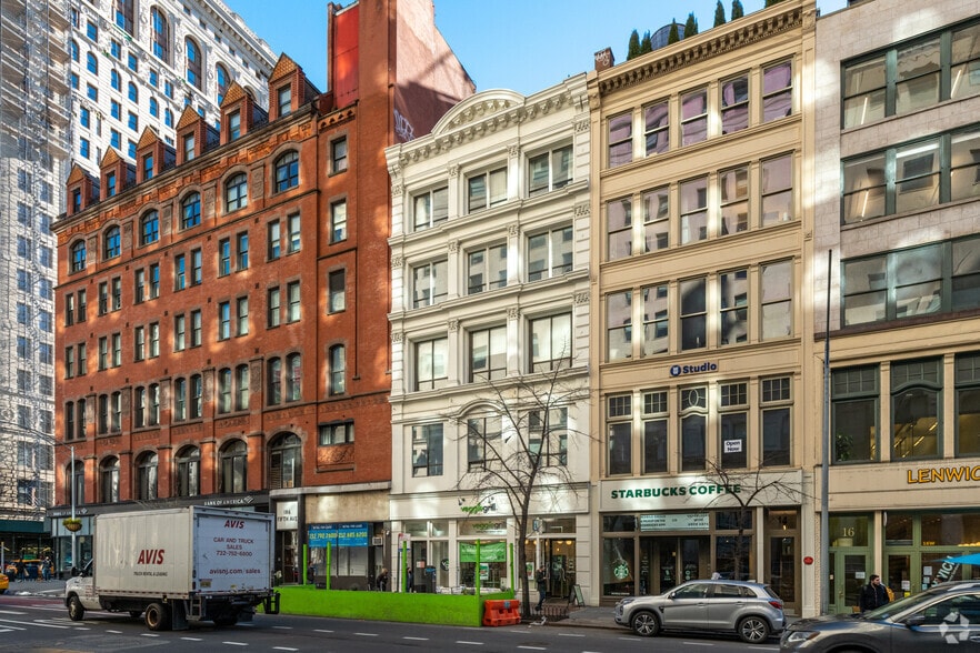 12 W 23rd St, New York, NY à louer - Photo de l’immeuble – Image 2 sur 3