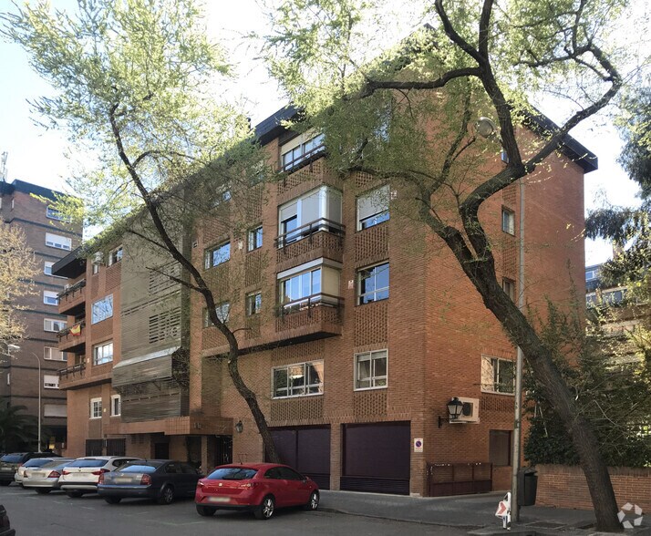 Espace de coworking dans Madrid, Madrid à louer - Photo de l’immeuble – Image 2 sur 2