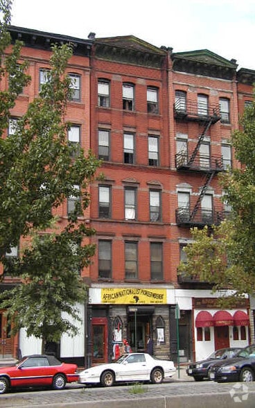 2272 Adam Clayton Powell Jr Blvd, New York, NY à louer - Photo principale – Image 1 sur 20