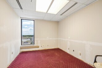 4150 Belden Village St, Canton, OH à louer Photo intérieure– Image 2 sur 4
