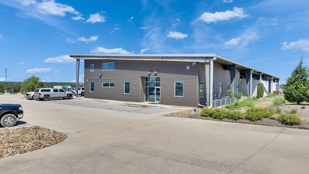 10122 Bradshaw Rd, Austin, TX à louer - Photo de l’immeuble – Image 2 sur 12