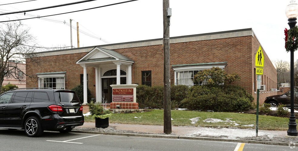 205 Main St, Chatham, NJ à louer - Photo de l’immeuble – Image 3 sur 8