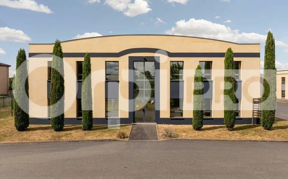 Local d’activités dans Arnas à louer Photo de l’immeuble– Image 1 sur 5