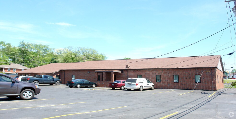 2884 Industrial Blvd, Bethel Park, PA à louer - Photo de l’immeuble – Image 3 sur 19
