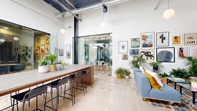 1801 E Camelback Rd, Phoenix, AZ à louer Numérisation 3D Matterport– Image 1 sur 3