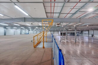 Industriel/Logistique dans Wissous à louer Photo intérieure– Image 2 sur 6