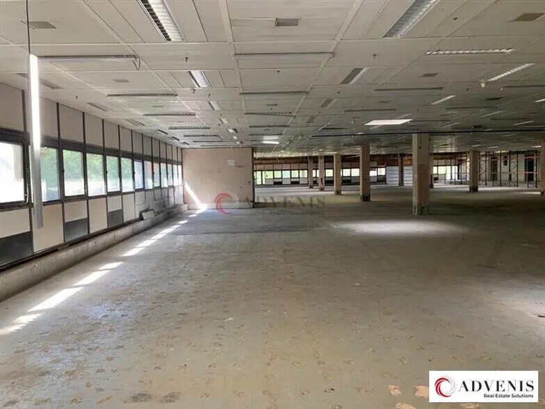 Bureau dans Canéjan à louer - Photo de l’immeuble – Image 1 sur 9