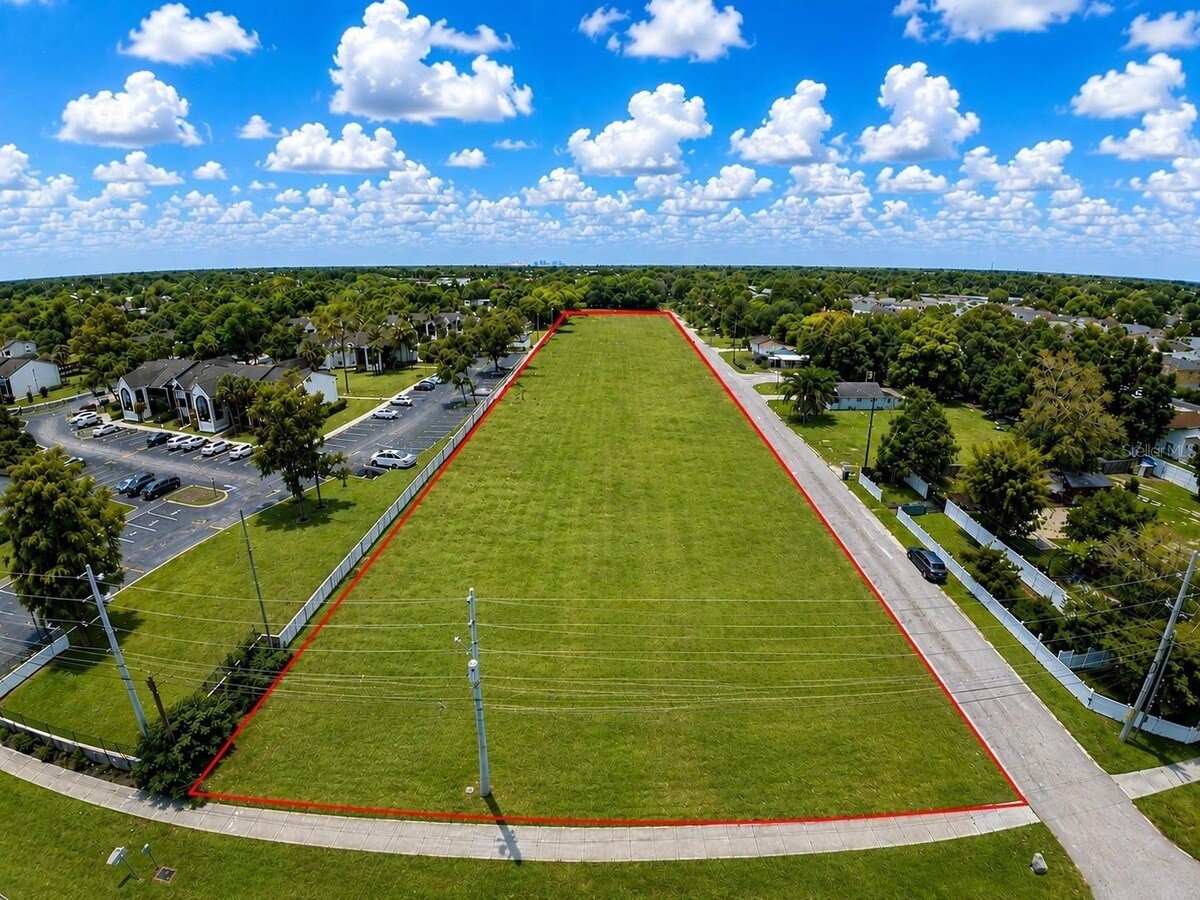 8010 N Carolina Ln, Orlando, FL à vendre Photo principale– Image 1 sur 9