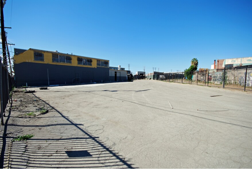 1515 S Evergreen Ave, Los Angeles, CA à louer - Photo de l’immeuble – Image 1 sur 6