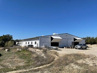 Plus de détails pour 4923 Cypress Ranch Blvd, Spicewood, TX - Industriel/Logistique à louer