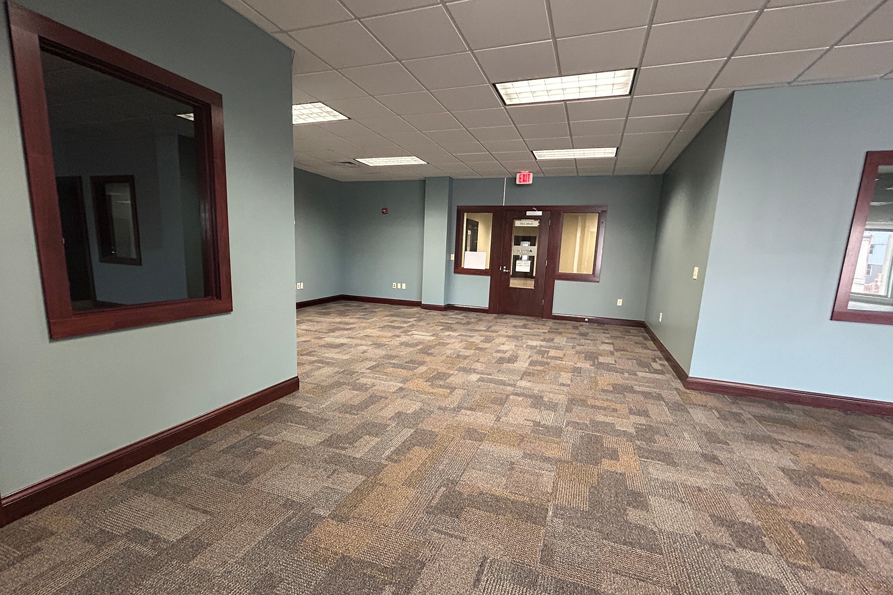 100 S College Ave, Bloomington, IN à louer Photo intérieure– Image 1 sur 29