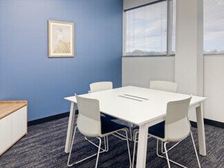 Plus de détails pour 16100 Cairnway Dr, Houston, TX - Coworking à louer