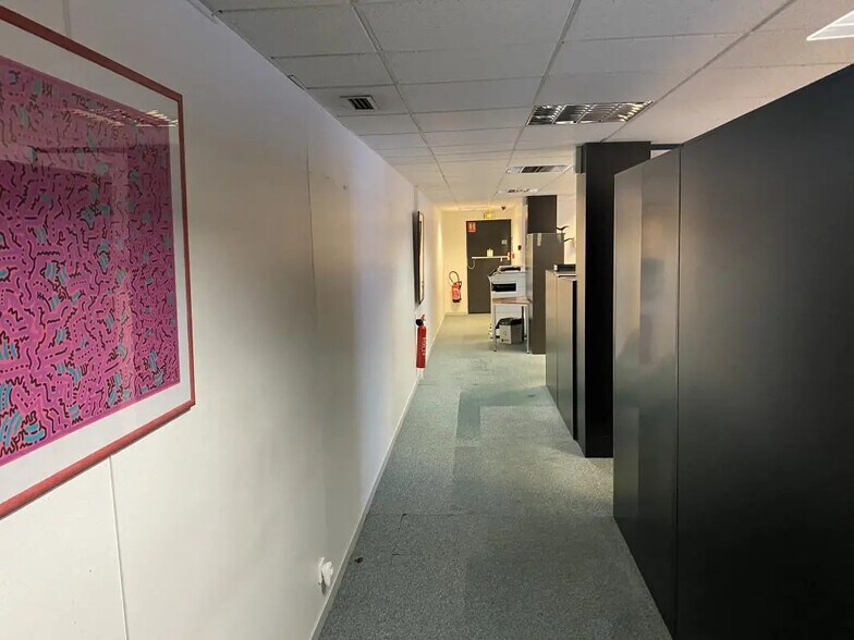 Bureau dans Melun à louer - Photo de l’immeuble – Image 3 sur 7