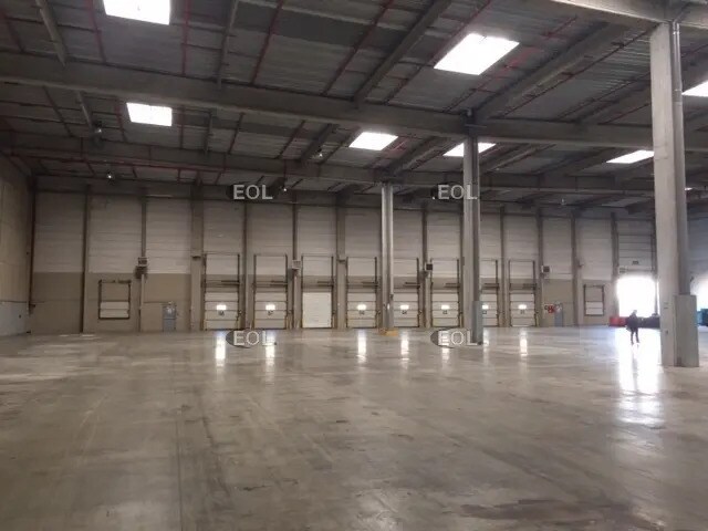 Plus de détails pour Industriel/Logistique à louer