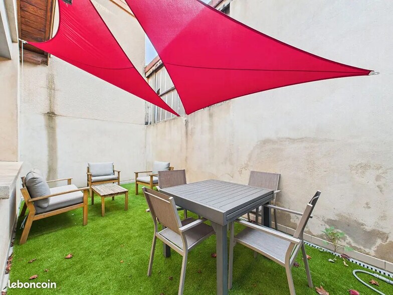 13 Rue Julien Veyrenc, Valence à louer - Photo de l’immeuble – Image 3 sur 8