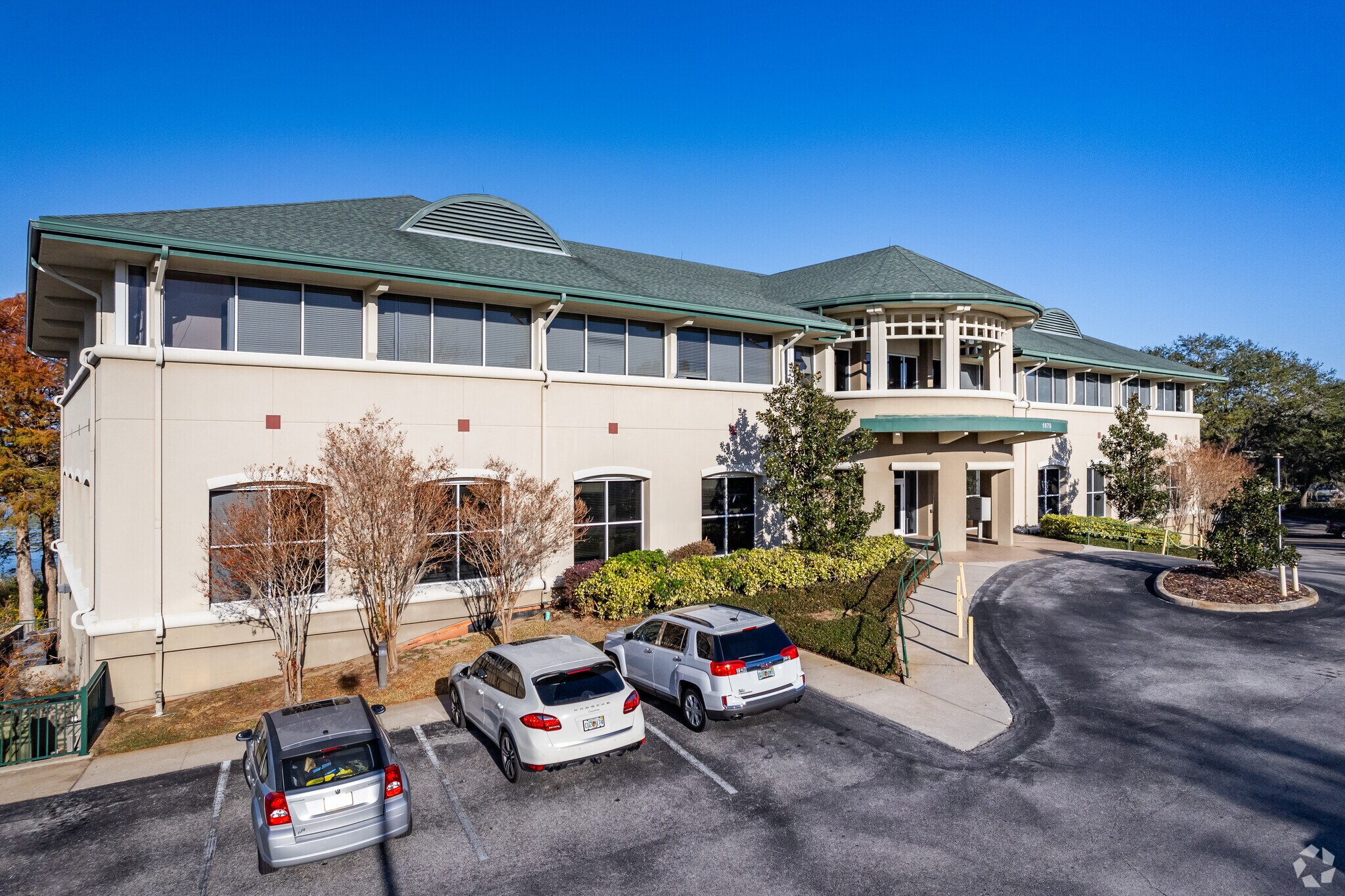 1879 Nightingale Ln, Tavares, FL à louer Photo principale– Image 1 sur 43