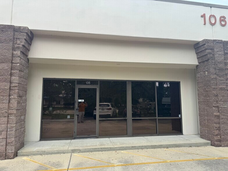 106 Commerce St, Lake Mary, FL à louer - Photo de l’immeuble – Image 3 sur 18
