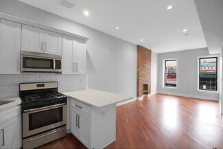 Plus de détails pour 1419 Saint Johns Pl, Brooklyn, NY - Logement à vendre