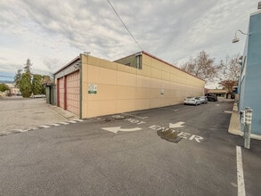995 E Santa Clara St, San Jose, CA à louer Photo intérieure– Image 1 sur 18