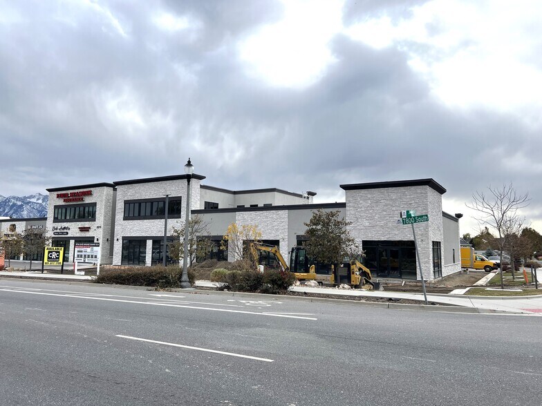2317 W 7800 south, West Jordan, UT à louer - Photo de l’immeuble – Image 3 sur 4
