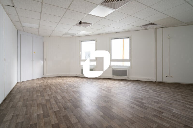 Bureau dans Colombes à vendre - Photo intérieure – Image 3 sur 23